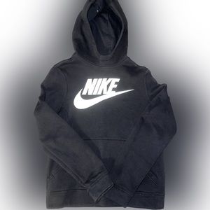NIKE Hoodie Black (BOYS SIZE MEDIUM)